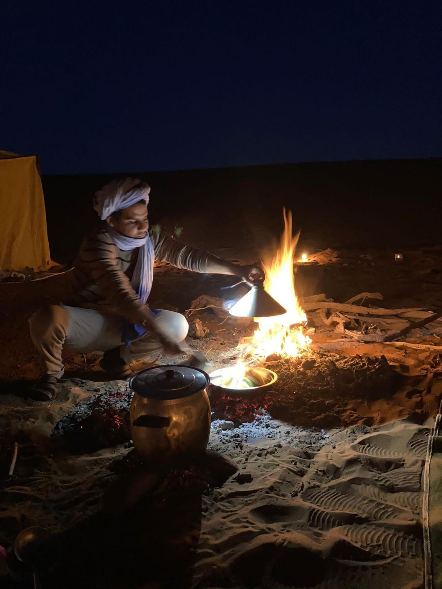Authentic Riad & Activities Erg M'Hamid Buitenkant foto