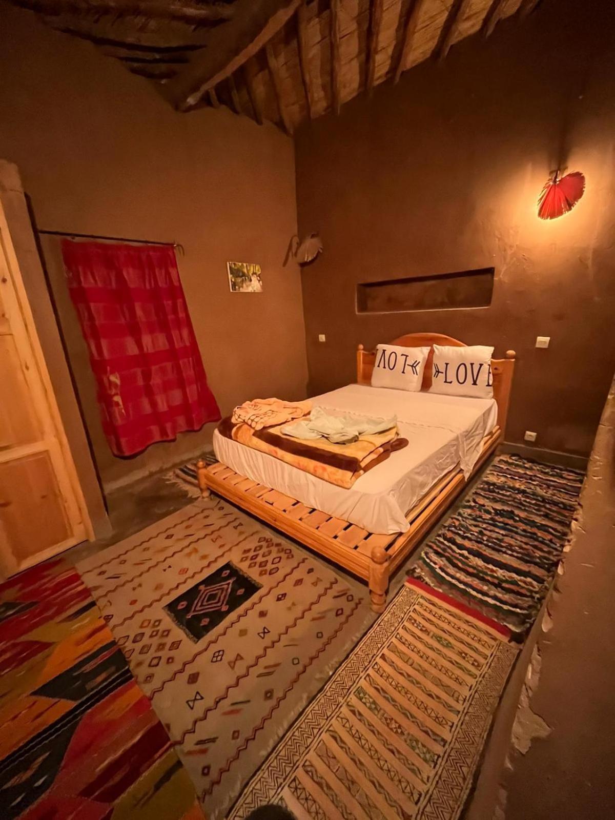 Authentic Riad & Activities Erg M'Hamid Buitenkant foto