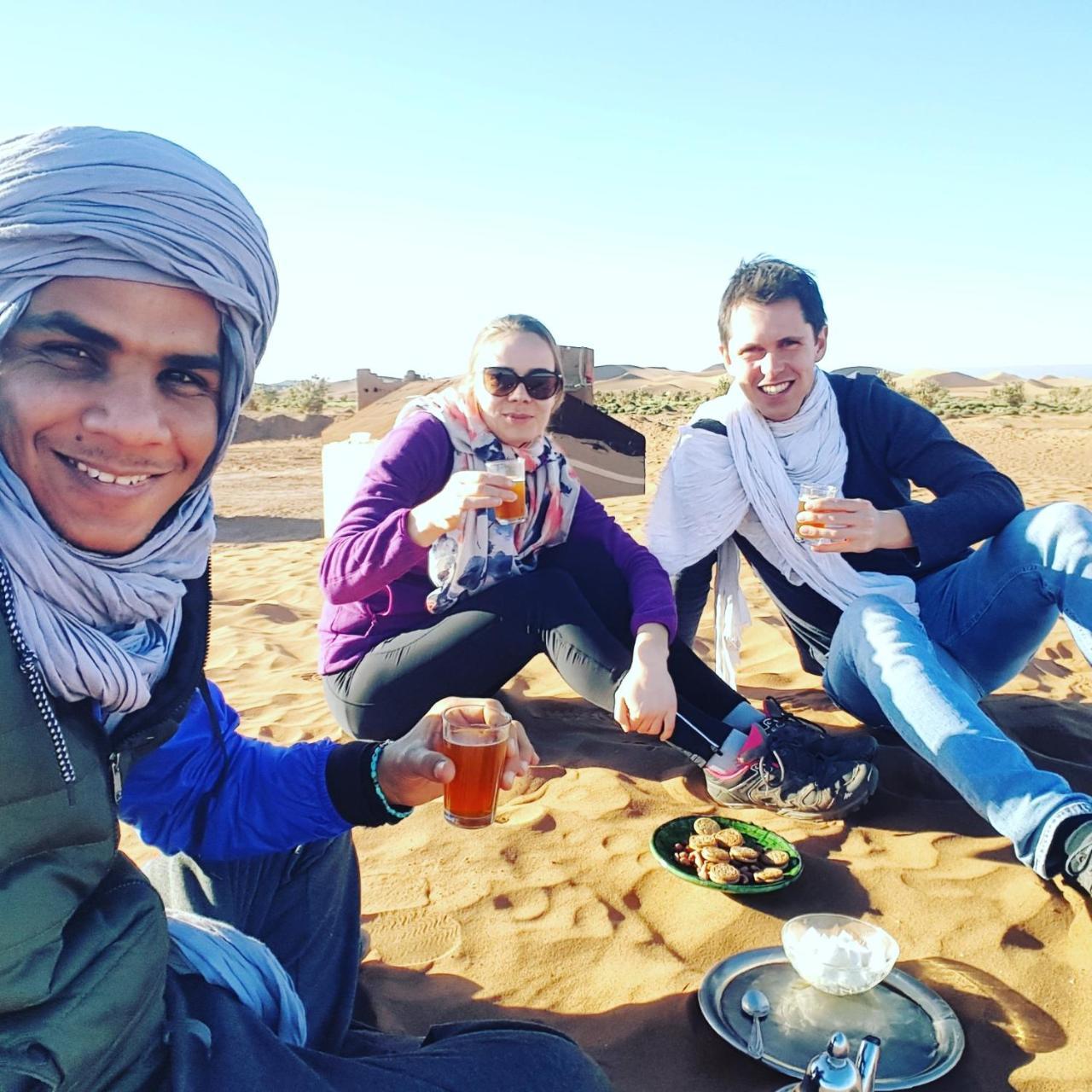 Authentic Riad & Activities Erg M'Hamid Buitenkant foto